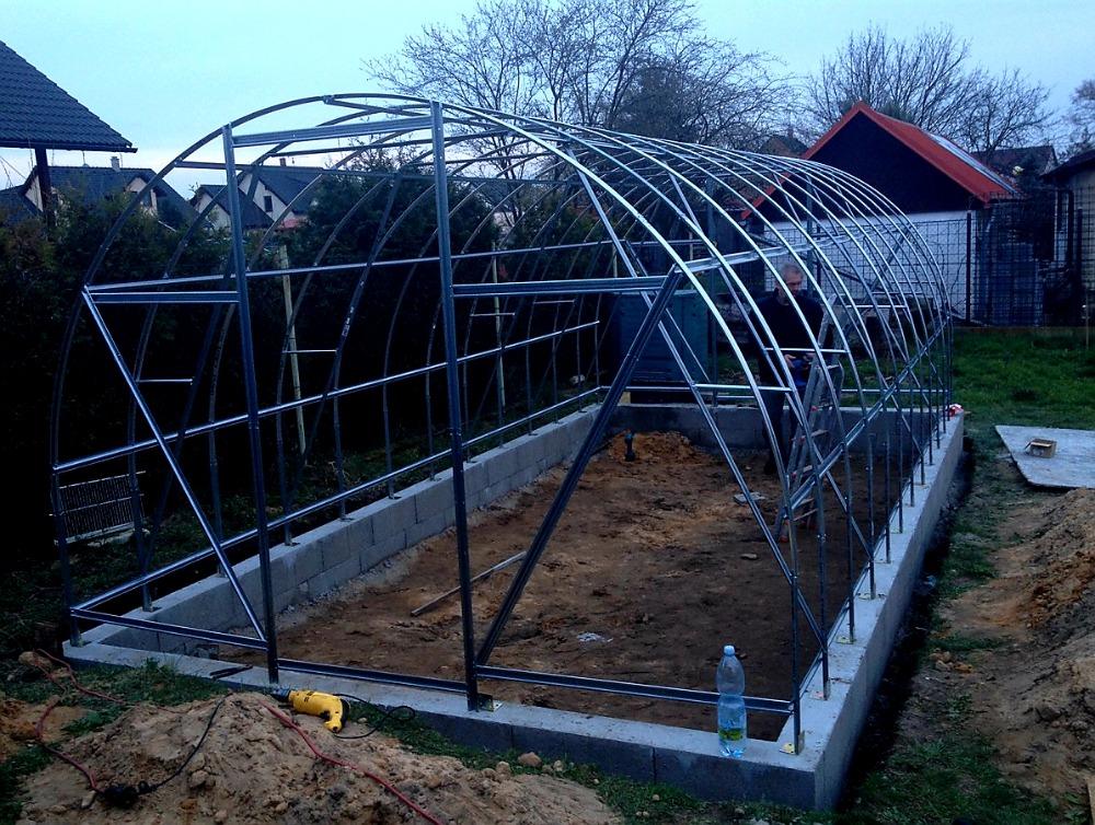 ZAHRADNÍ SKLENÍK 2 DUM VOLYA LLC - 12 x 3,0 m - PC 4 mm