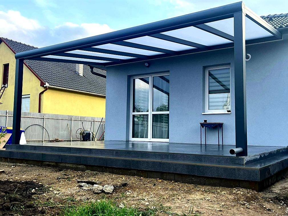 HLINÍKOVÁ PERGOLA MB LINE COVERNIT KRÉMOVÁ - 306 x 250 cm