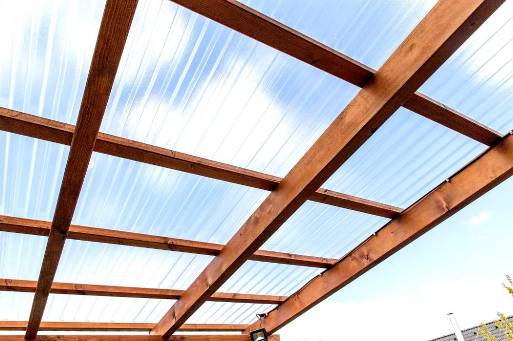 VLNITÁ DESKA GUTTAGLISS PVC BRONZ - 2,0 x 0,9 m - 1,8 m2