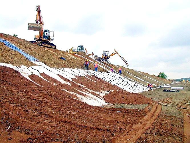 GEOTEXTÍLIE GUTTATEX LONGLIFE 200 - 2,0 x 10 m - 20 m2