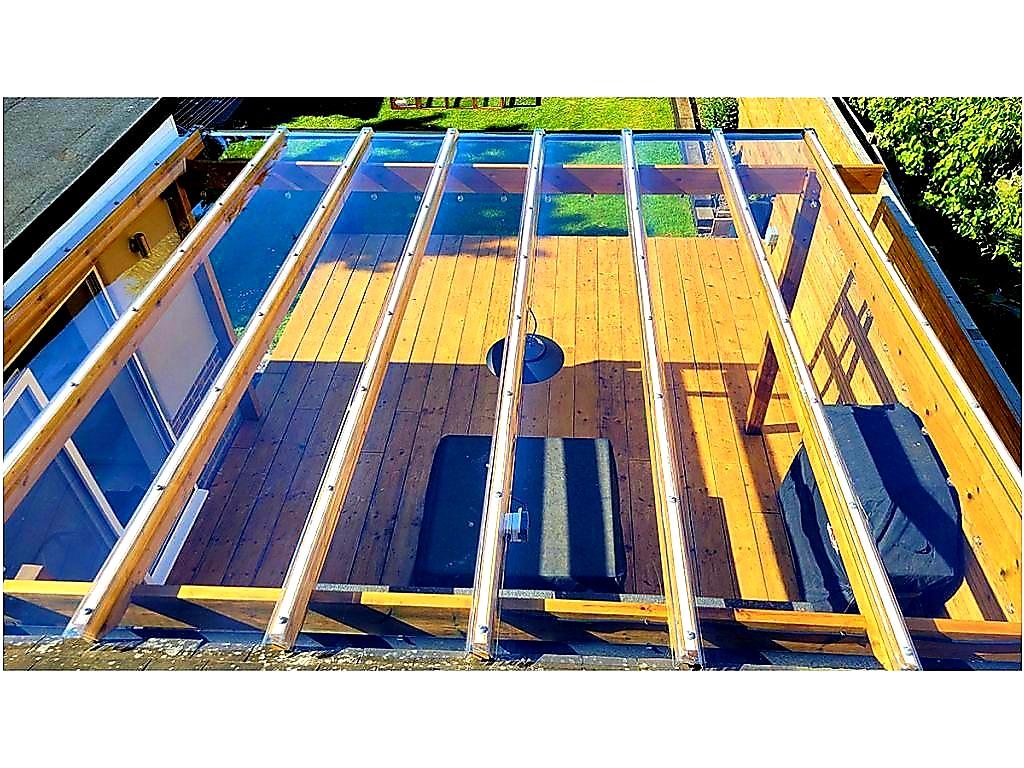 /polykarbonatova-plna-trapezova-deska-palram-decopol-glaze-antracit-3-5x0-688m-2-41m2