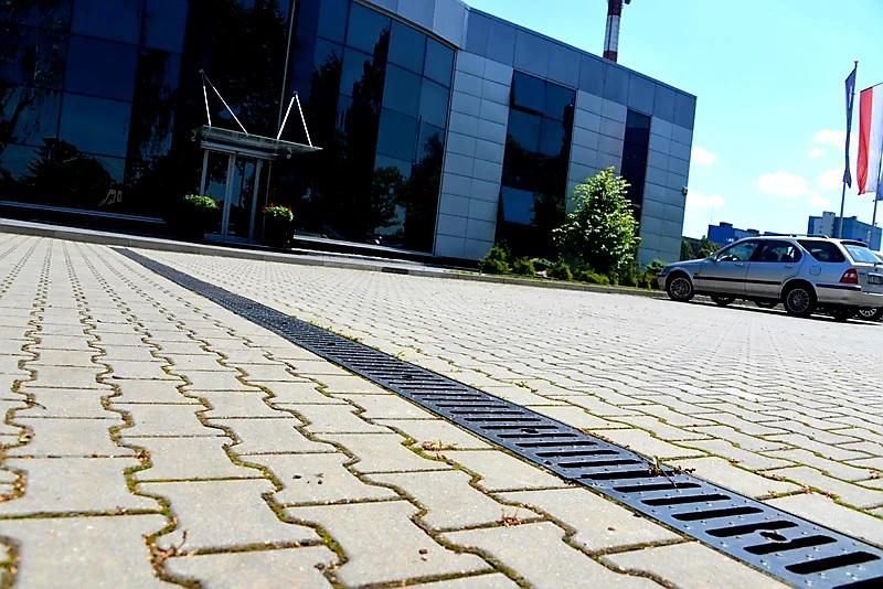 ODVODŇOVACÍ ŽLAB A15 S POZINKOVANOU MŘÍŽÍ SET COVERNIT - 100 x 12 x 8,5 cm - 3 ks