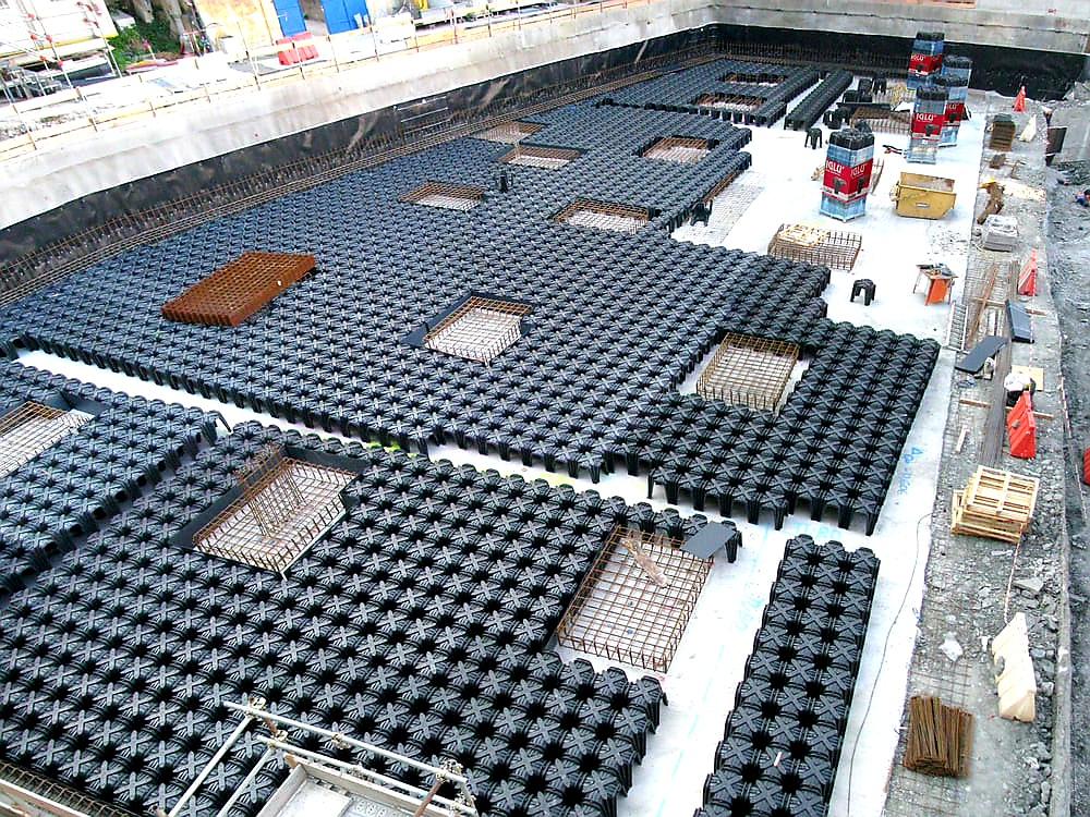 ZTRACENÉ BEDNĚNÍ IGLÚ DALIFORM H 27 - 50 x 50 cm