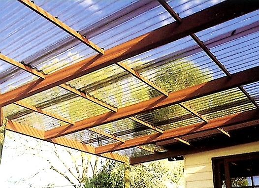 VLNITÁ DESKA GUTTAGLISS PVC ČIRÁ - 2,0 x 0,9 m - 1,8 m2