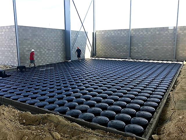 ZTRACENÉ BEDNĚNÍ IGLÚ DALIFORM H 27 - 50 x 50 cm