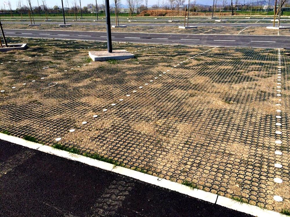 ZATRAVŇOVACÍ TVÁRNICE COVERGRID PUZZLE ČERNÁ - 50 x 50 x 6,2 cm