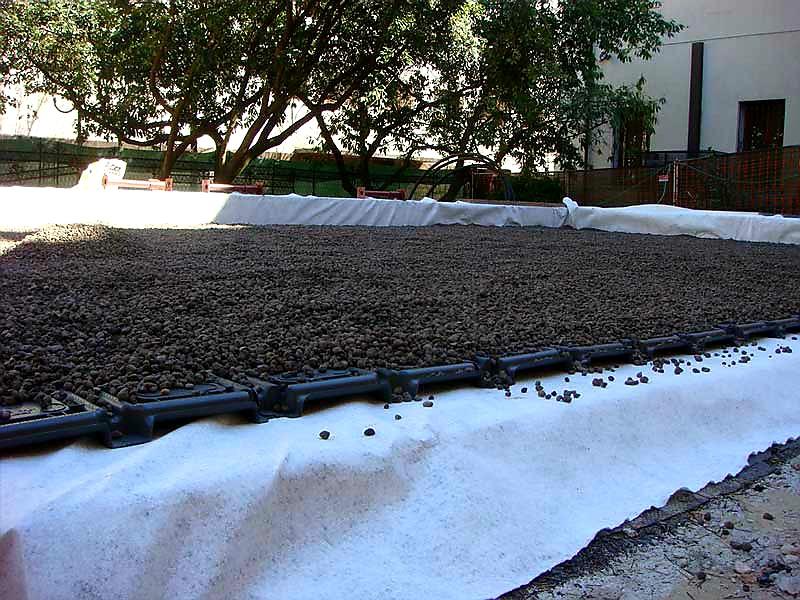 ZTRACENÉ BEDNĚNÍ IGLÚ DALIFORM H 20 - 50 x 50 cm