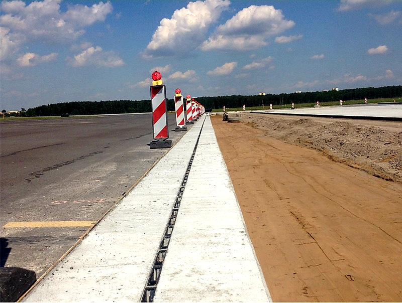 BETONOVÝ ŽLAB D400 ŠTĚRBINOVÝ - 100 x 20 x 20 cm