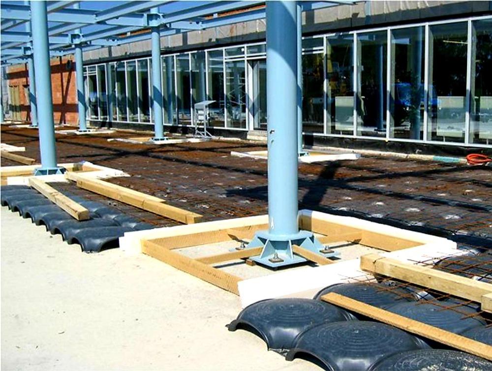 ZTRACENÉ BEDNĚNÍ IGLÚ DALIFORM H 27 - 50 x 50 cm