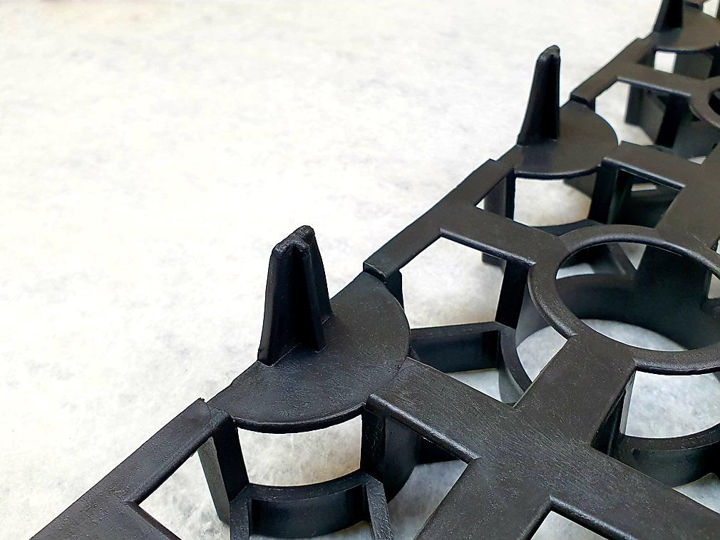 ZATRAVŇOVACÍ TVÁRNICE COVERGRID PUZZLE ČERNÁ - 50 x 50 x 6,2 cm