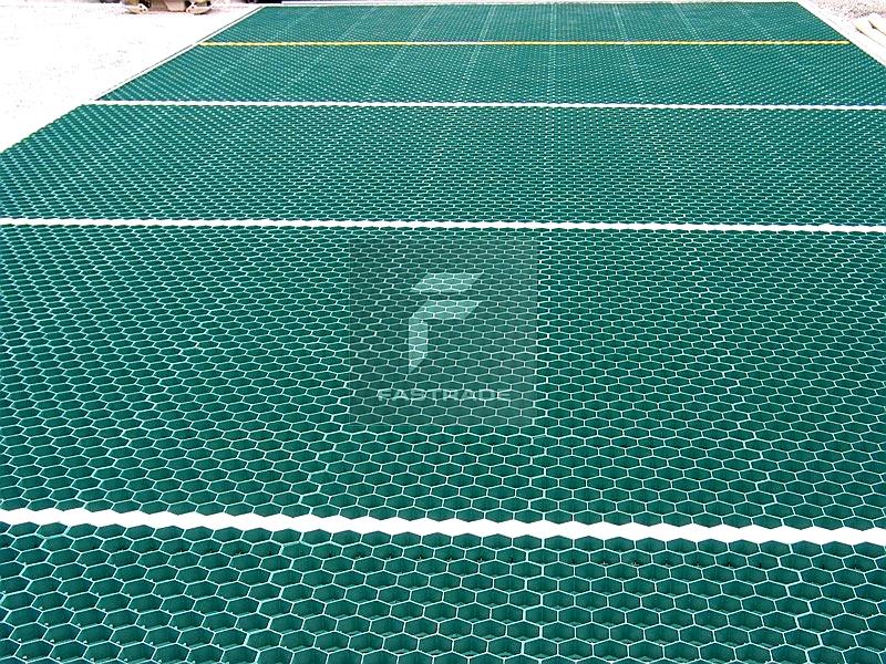 ZATRAVŇOVACÍ TVÁRNICE TRAWAY ČERNÁ - 50 x 50 x 6,2 cm