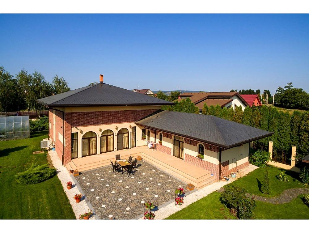 ASFALTOVÝ ŠINDEL TEGOLA ER TRADITIONAL ČERVENÁ MIX - 100 x 34 cm