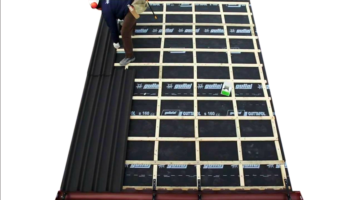 STŘEŠNÍ FÓLIE GUTTAFOL DO 121 S - 1,5 x 50 m - 75 m2