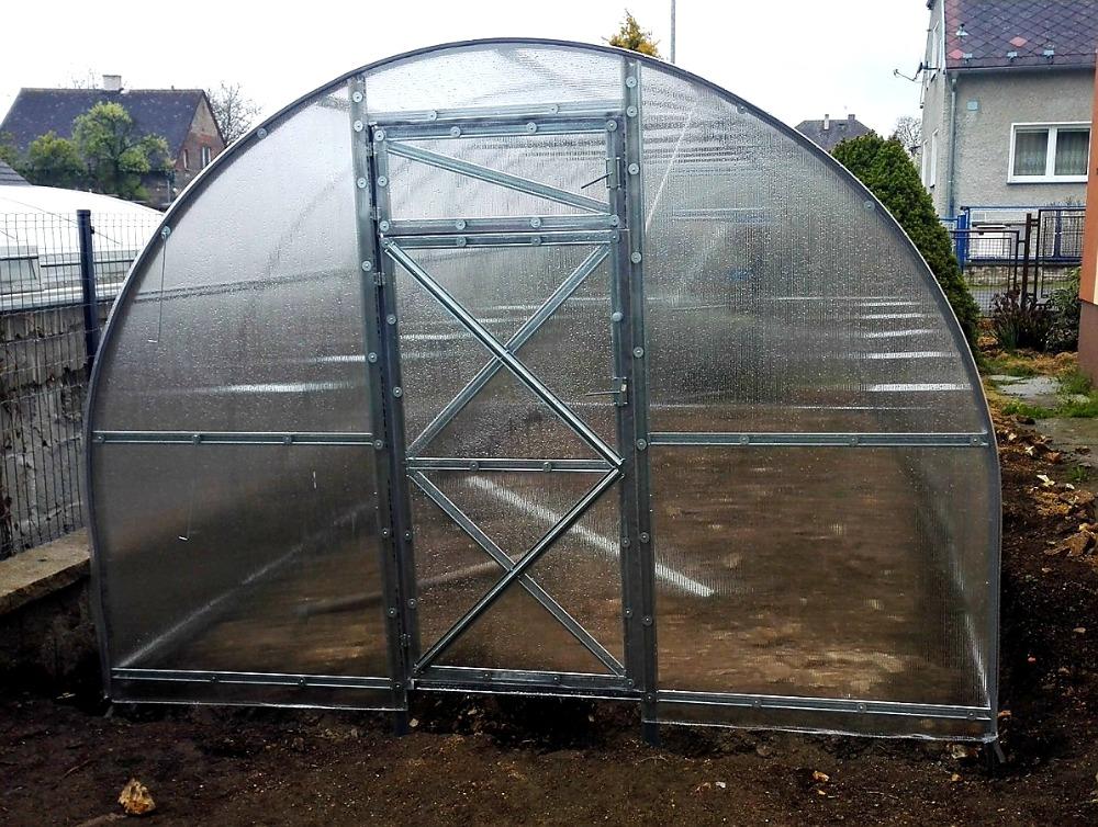 ZAHRADNÍ SKLENÍK TRJOSKA VOLYA LLC - 6,0 x 3,0 m - PC 4 mm