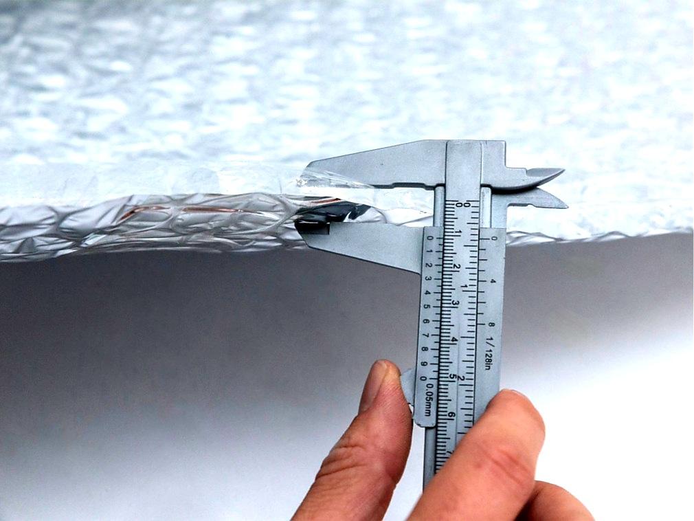 REFLEXNÍ PAROTĚSNÁ FÓLIE ALUBAR THERMO MAX - 1,2 x 25 m - ŘEZ