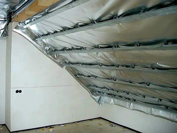 PAROTĚSNÁ FÓLIE GUTTAFOL DS ALU 110 - 1,5 x 50 m - 75 m2