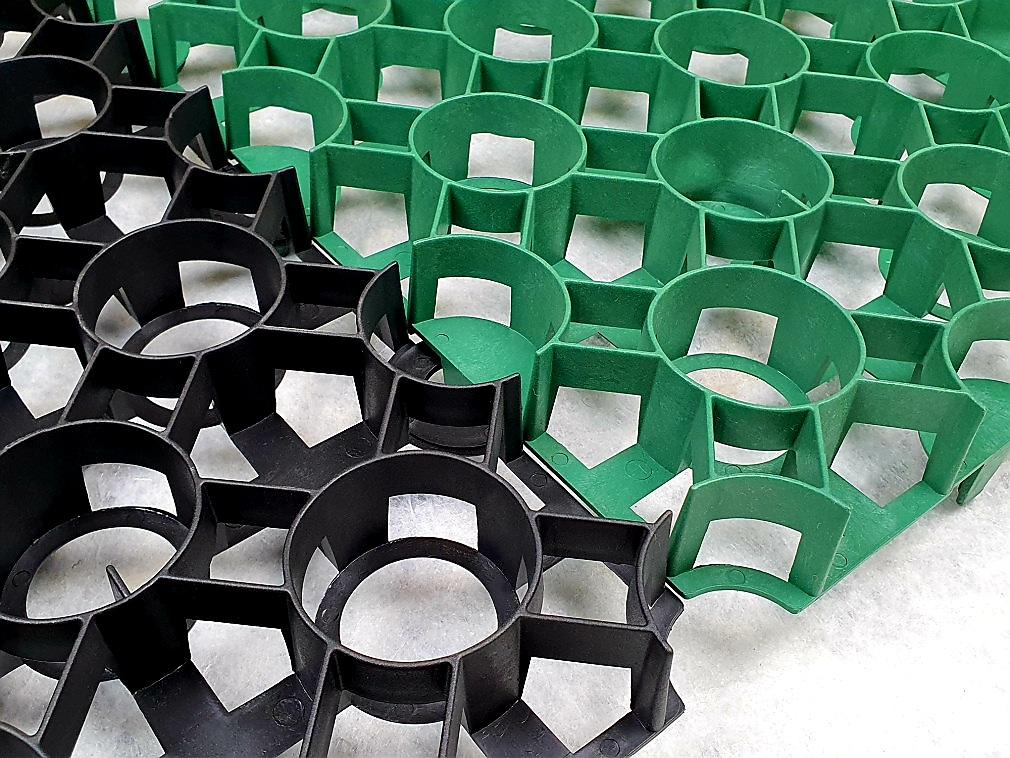 ZATRAVŇOVACÍ TVÁRNICE COVERGRID PUZZLE ČERNÁ - 50 x 50 x 6,2 cm