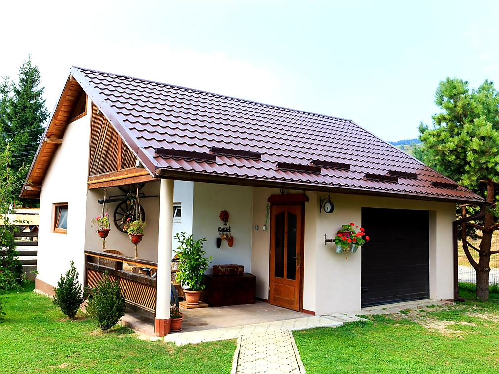 PLECHOVÁ STŘEŠNÍ KRYTINA CLASSIC TILE COVERNIT HNĚDÁ - 120 x 120 cm - 1,44 m2