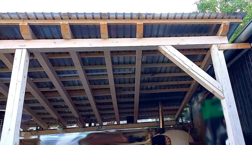 PLECHOVÁ TRAPÉZOVÁ KRYTINA T12 COVERNIT ČERVENÁ - 100 x 91 cm - 0,91 m2