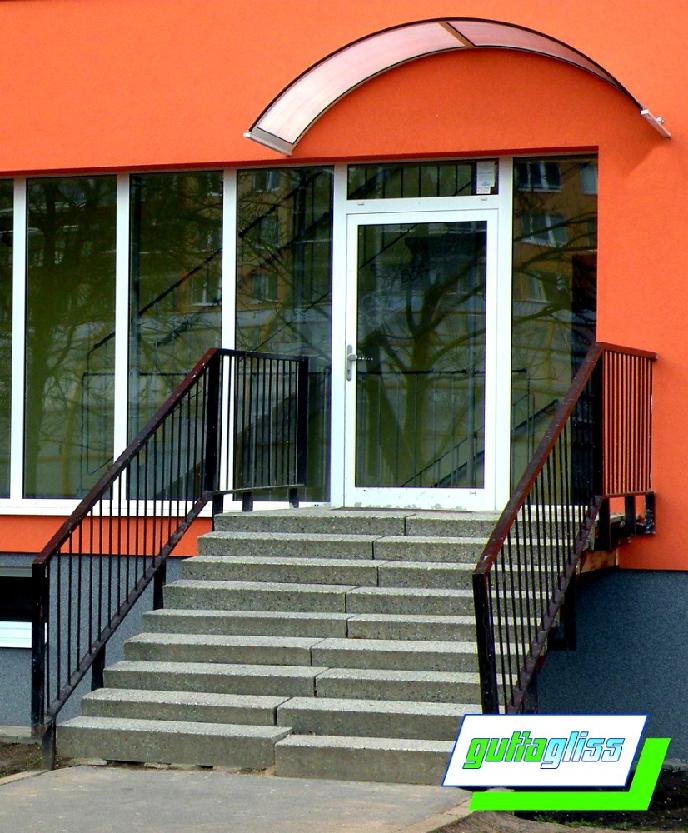 VCHODOVÁ STŘÍŠKA RONDO VELKÁ BÍLÁ/ČIRÁ - 200 x 90 cm