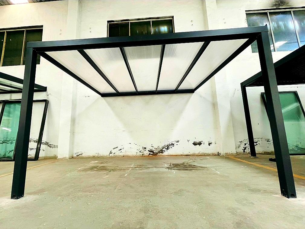 HLINÍKOVÁ PERGOLA VIKE ANTRACIT ČIRÁ - 3,7 x 3,4 x 2,35 m