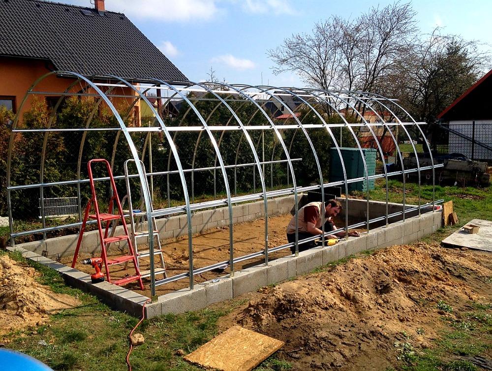 ZAHRADNÍ SKLENÍK 2 DUM VOLYA LLC - 12 x 3,0 m - PC 4 mm